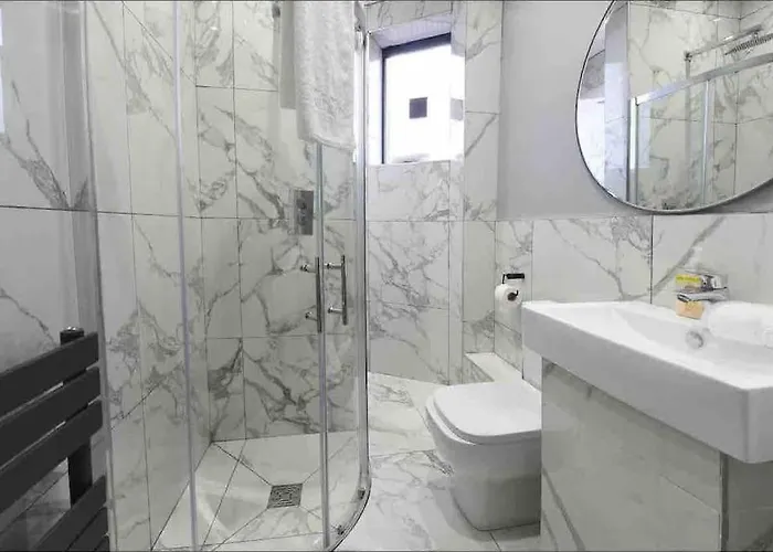 Casa Jungle Slps 20 Plp Mcr, Hot Tub, Bar, Cinema *