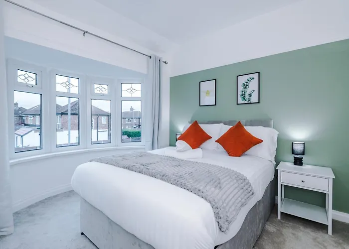 New! 4-bed In By 53 Degrees Property, Ideal For Business & Long Term Contractor Stays, Sleeps 10! Semesterbostad Manchester