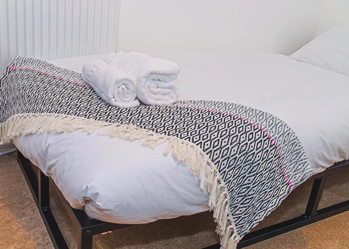 Entire In * Manchester