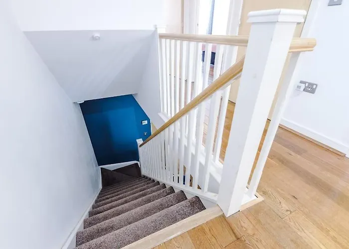 The Eastern Hive - King Bed, 3x Parking, Coop Live & Etihad * Manchester