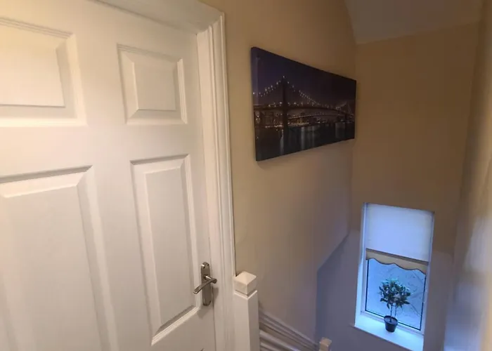 Grand House Near Etihad Coop Live Manchester