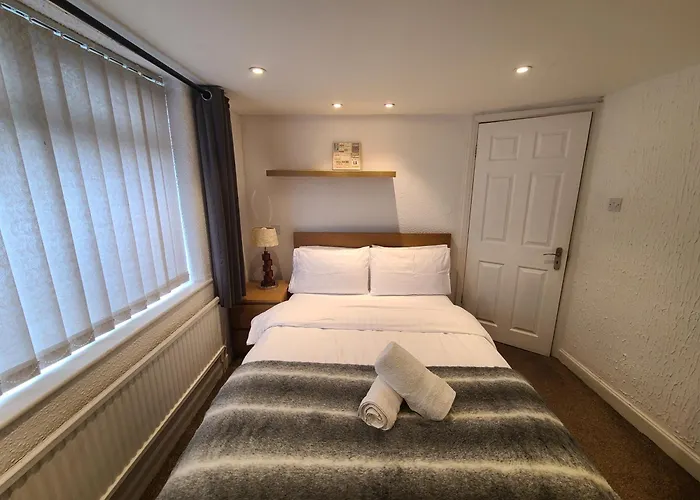 Ferienhaus Grand House Near Etihad Coop Live Manchester