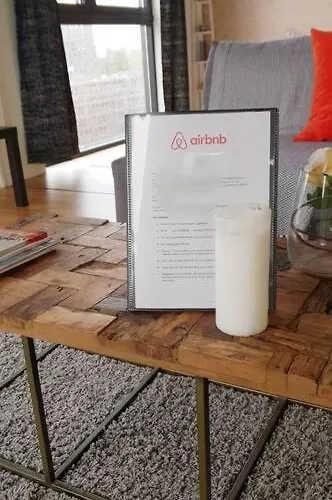 Canalside Flat In Ancoats, Centre Manchester