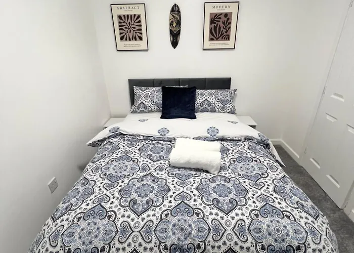 New Getaway House With 2 Free Parking Daire *