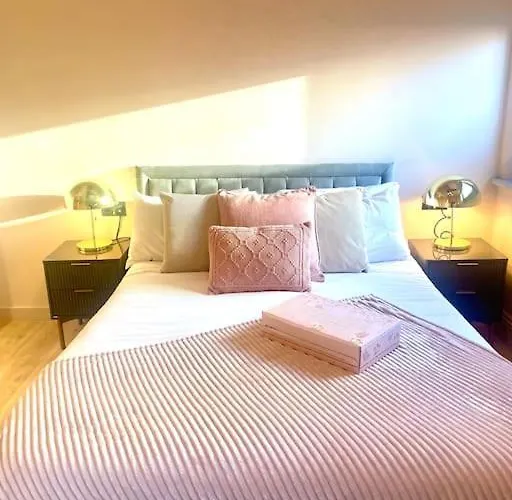 Lejlighed Pretty Pink Posh Penthouse *