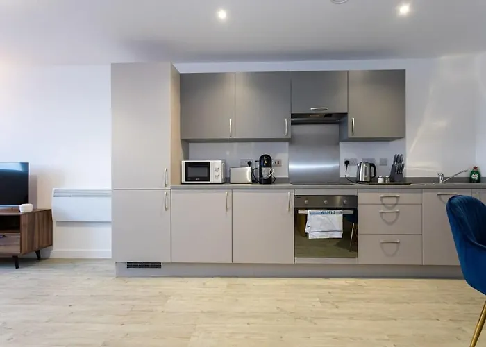 Media Salford Quays Flat By Superhost בית נופש