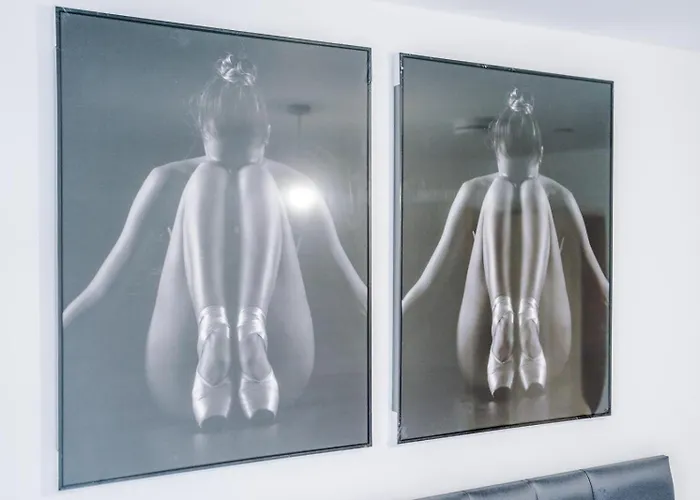 Centre - Luxury Two Bedroom Appartamento *