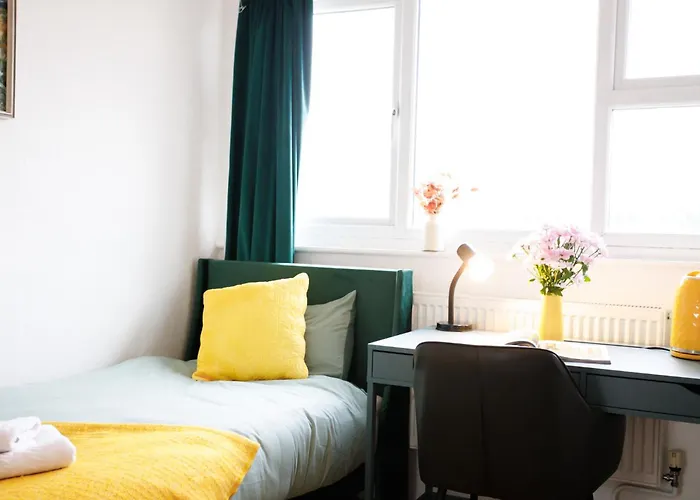 The Apollo 게스트하우스