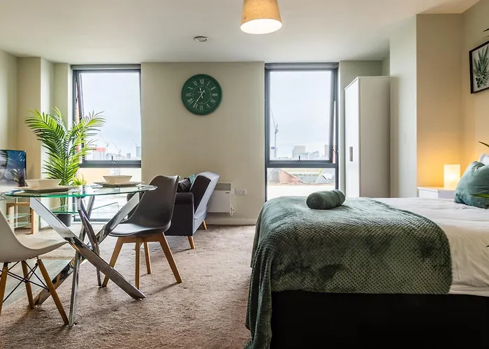 Διαμέρισμα Spacious Studio, Centre , Salford Μάντσεστερ