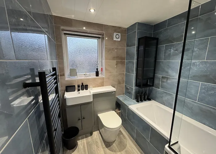 Cosy 2 Double Bedroom In Ancoats 7 Minutes From Coop Live, Etihad Stadium & Centre- Free Parking Available