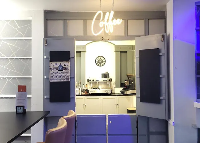 Airport Отель 3*