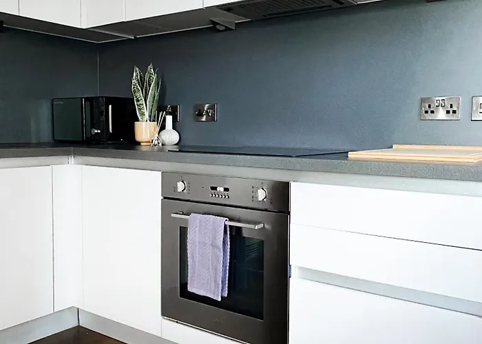 The Panda - Modern 2 Bedroom In Centre Manchester