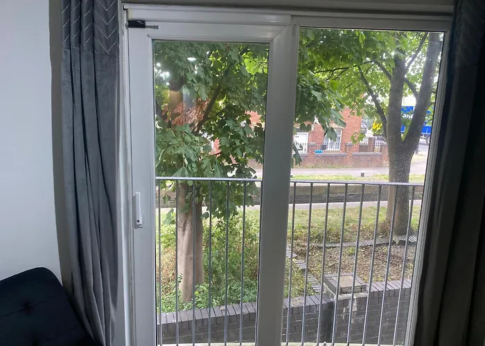 Mcr-2bed2bathaptparkinglux Canal *