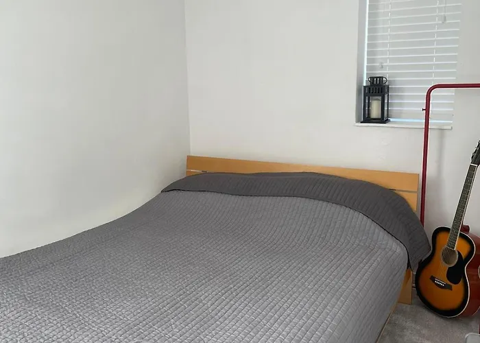 Centre Inc Parking *