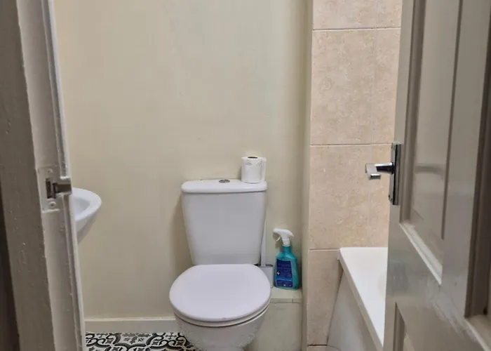 The Reddish Retreat - Individual Séjour chez l'habitant