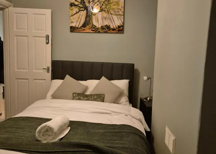 Séjour chez l'habitant The Reddish Retreat - Individual