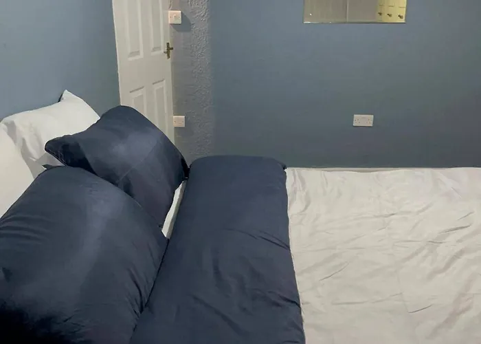 Housesleeps9-fireplace-garden-bbq-tv Сasa de vacaciones *