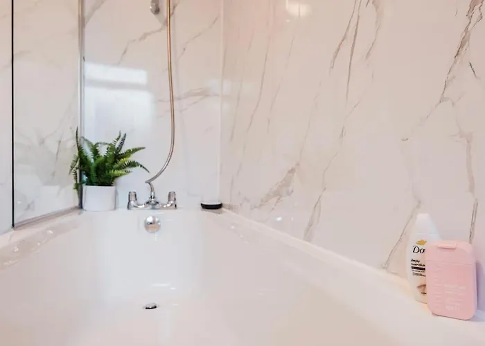 아파트 Free Parking, Late Check Out Coop Live Etihad Stadium 3-bed House