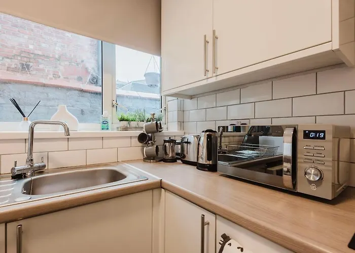 Free Parking, Late Check Out Coop Live Etihad Stadium 3-bed House *