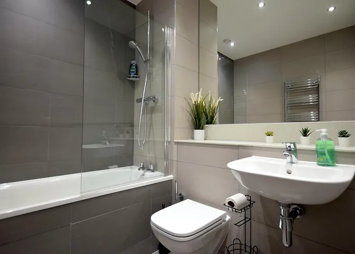 Life Top-floor 2-bed 1-bath In Ancoats