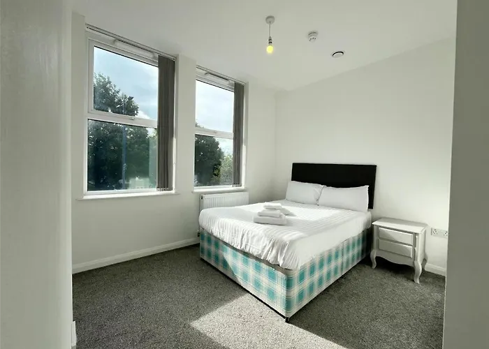 Unitarian Serviced Манчестер