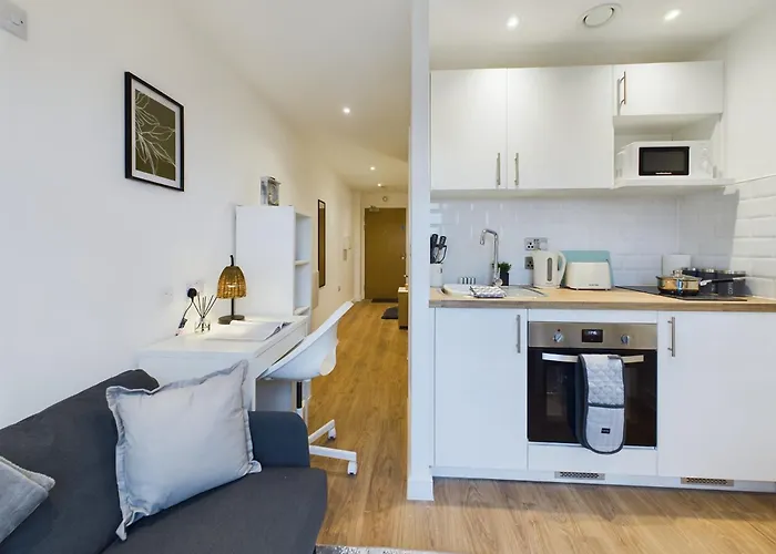 Stylish 1br In Cheltenham Place Appartamento *