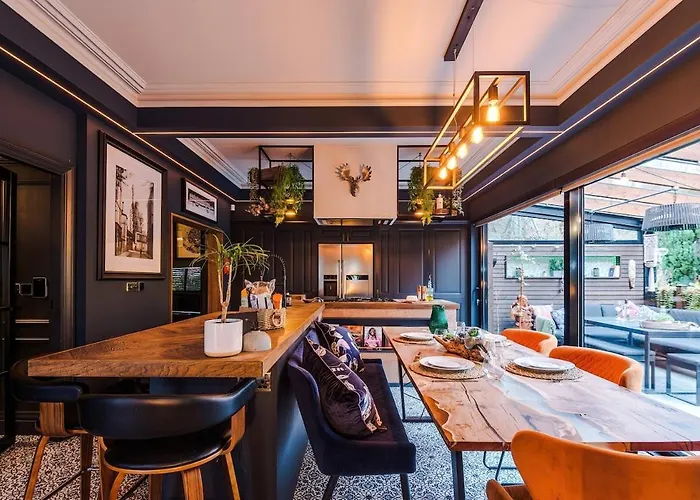 Unique In Northenden Urban Oasis Sleeps 8 * Mánchester