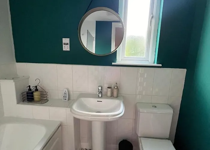 Cute 3 Bedroom House Near Etihad Stadium And Coop Arena With Parking アパート マンチェスター