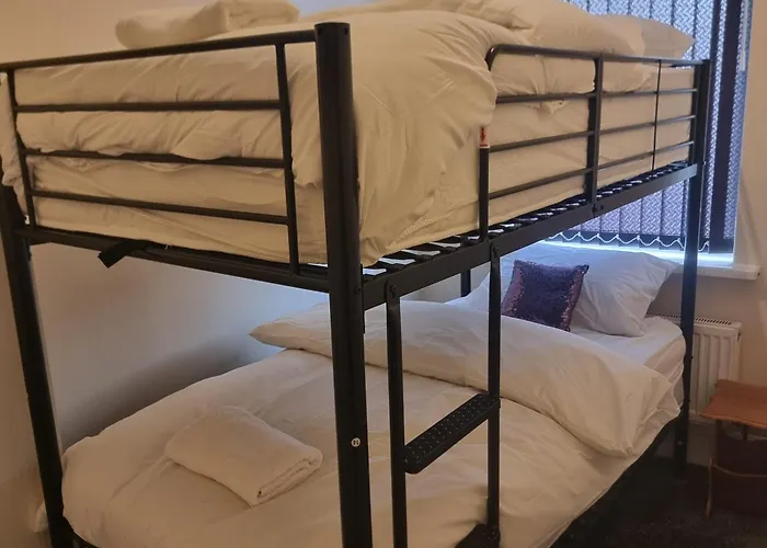 Lägenhet 2 Beds Suburb Nestled Nook Manchester