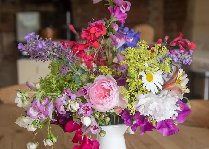 Tatil Evi Beautiful Cotswold With Hot Tub Manchester