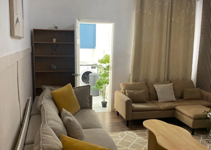 Traditional Home-games Room-free Parking * Manchester