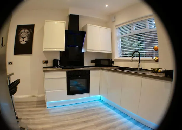 Manchester Holiday Home *