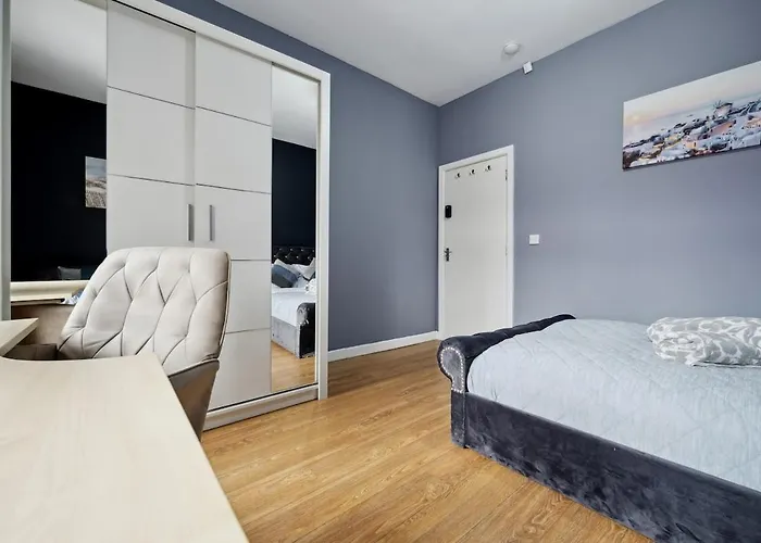 Mega Flat Near Centre And Etihad Stadium