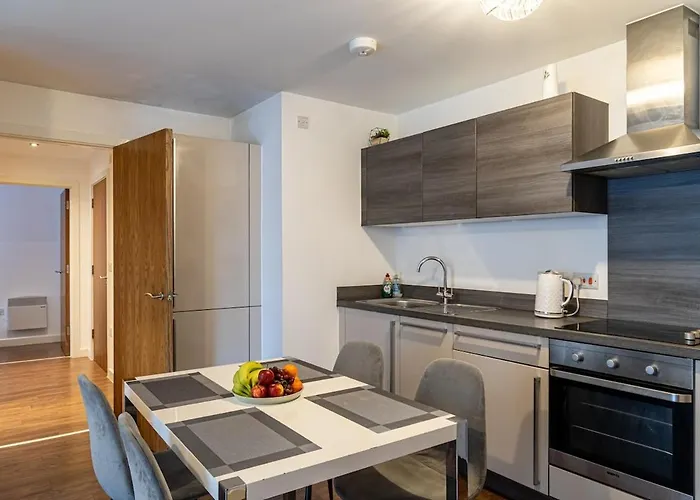 Centre ,salford,lakeside