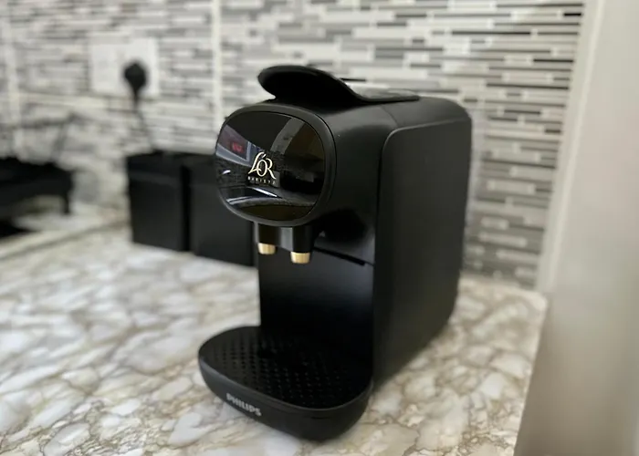 Stylish Old Trafford 2br Apartment, Free Parking, Near Stadium & Centre * 맨체스터