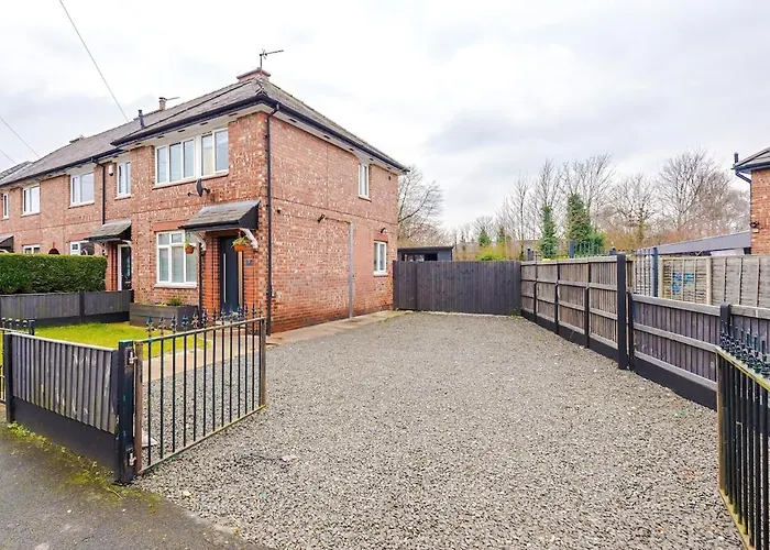 Apartamento Stunning In Altrincham, Large Driveway, Sleeps 7, Perfect For Groups