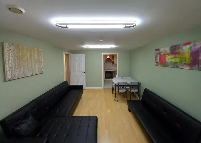 Perfect For Construction Workers And Building Contractors Apartment *