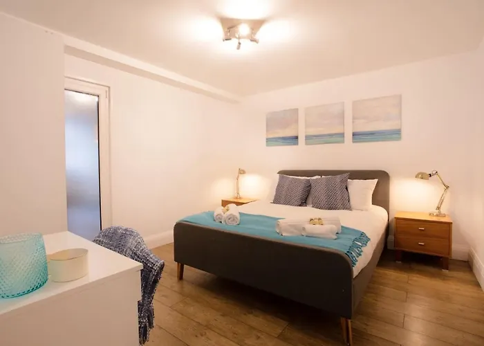 Apartament 2br, Smart Tv, Self Check-in, Coffee Machine Manchester