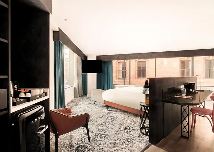 Voco - Centre By Ihg 4*