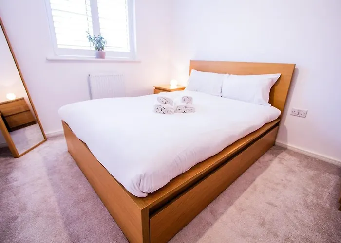 Charming 1br House In Eccles With Free Parking Tatil Evi *