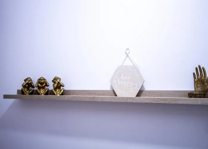 Charming 1br House In Eccles With Free Parking Tatil Evi