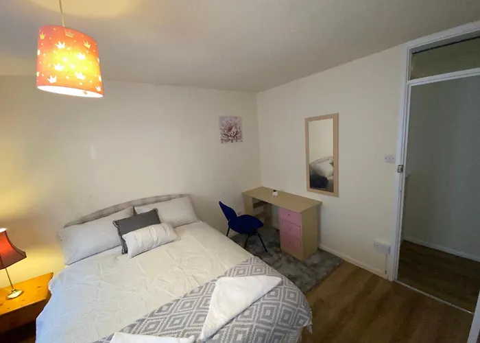 Png - Abernant Shared Facilities *