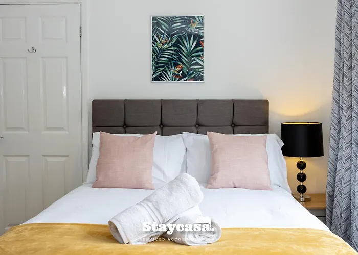 بيت للعطل Spacious Cosy Cove With Large Driveway And Garden وايثن شاو