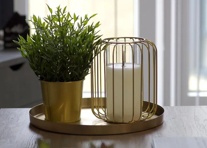 2 Bed 2 Bath Close To Ctre Sleeps 5 -free Parking Апартаменты