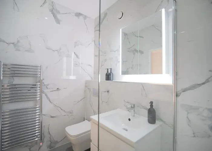 Arbora At The Heim Lägenhet