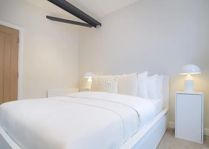 Arbora At The Heim * Manchester