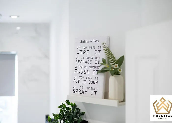 Manchester, Centre, House, Parking, Garden, M60 *