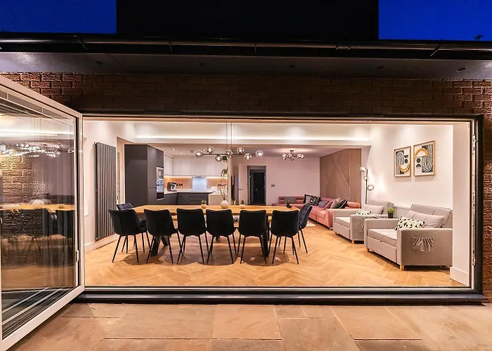 Luxury 8 Bed 別荘 マンチェスター