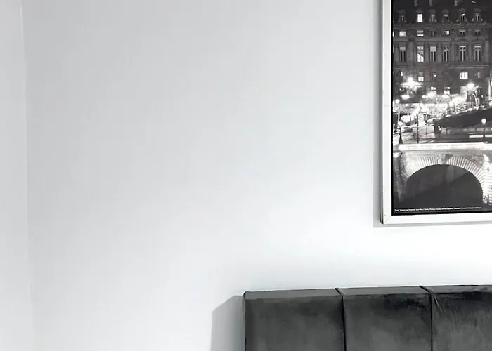 Luxury Spacious 4 Bedroom House - Free Parking - 5 Mins From Centre 아파트 맨체스터