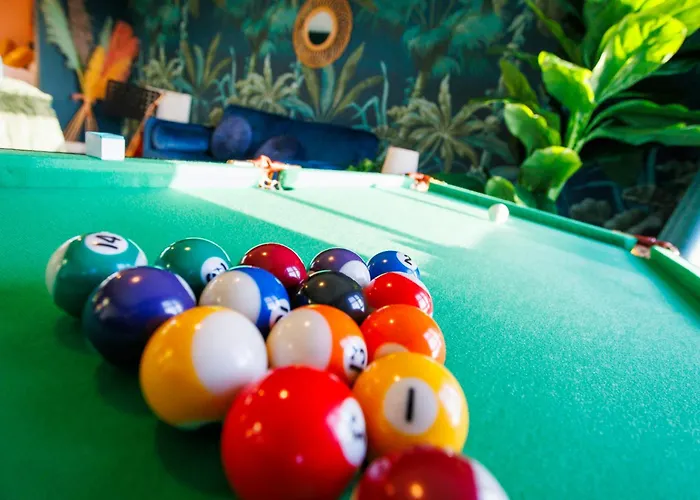 Luxury Celebrity Townhouse Etihad Stadium Coop Live Arena 2 Parking Sleep 10 Manchester